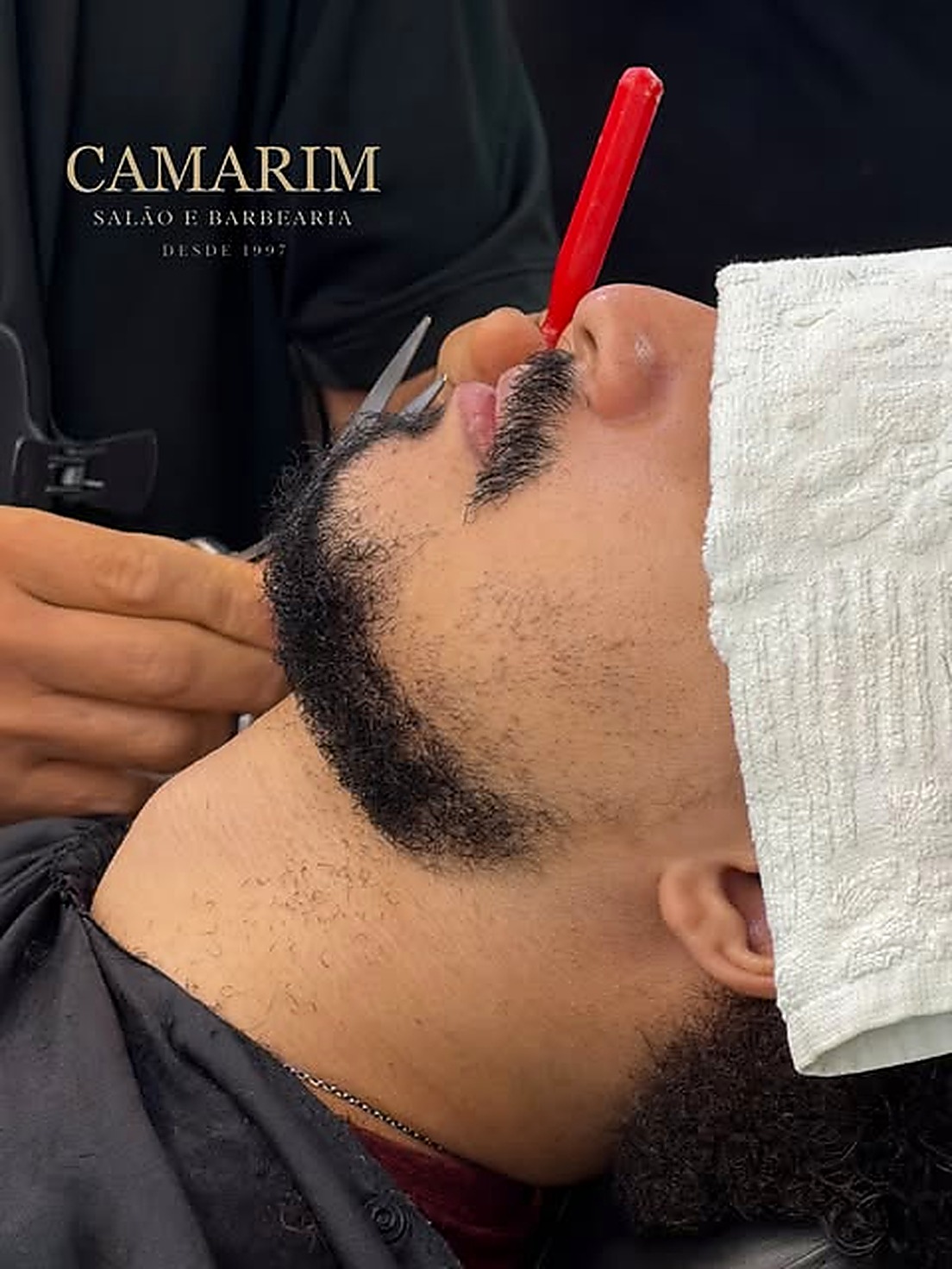Barbearia Camarim — barba na navalha